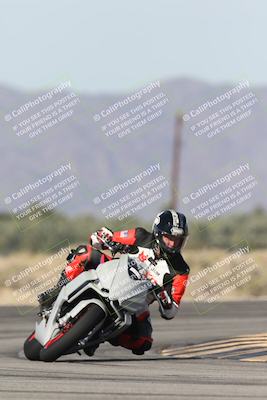 media/Nov-30-2025-TrackXperience (Sun) [[c0061d280f]]/3-Level 1/Session 3 (Turn 16)/